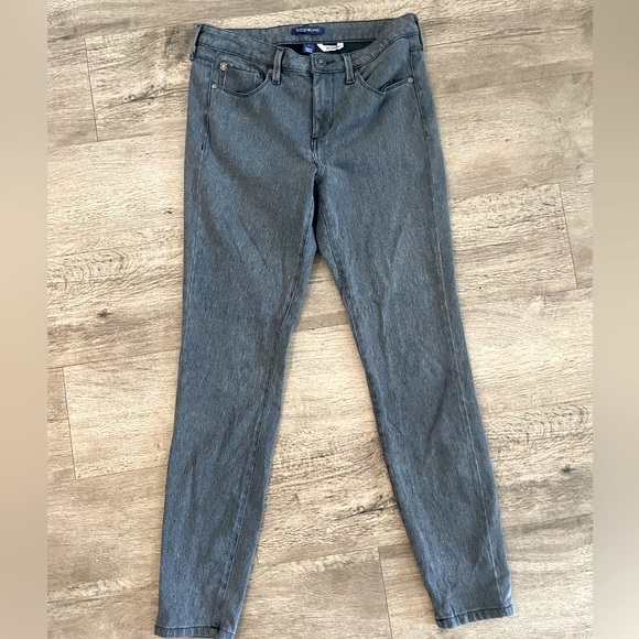 Bandolino Selene Missy Dark Gray Wash Jeans - Picture 2 of 5